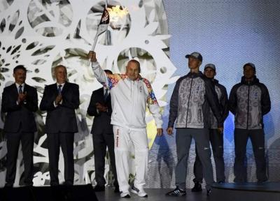 مشعل بازی های اروپایی توسط رئیس کنفدراسیون اروپایی ورزش های زورخانه ای روشن شد